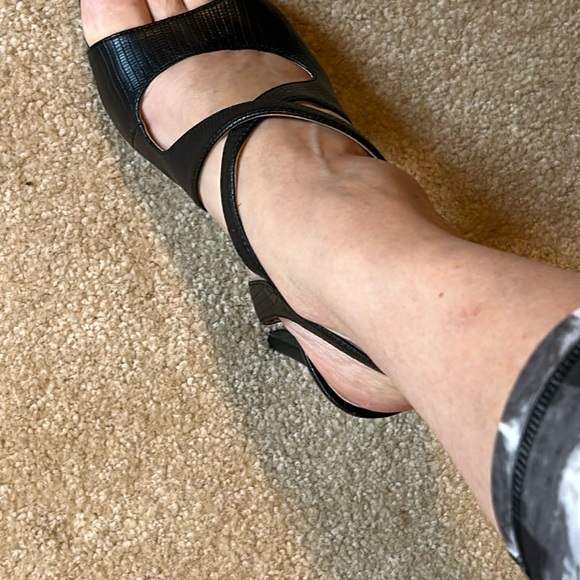 BCBGeneration Black High Heel Sandals heel 5 inch - Picture 10 of 12